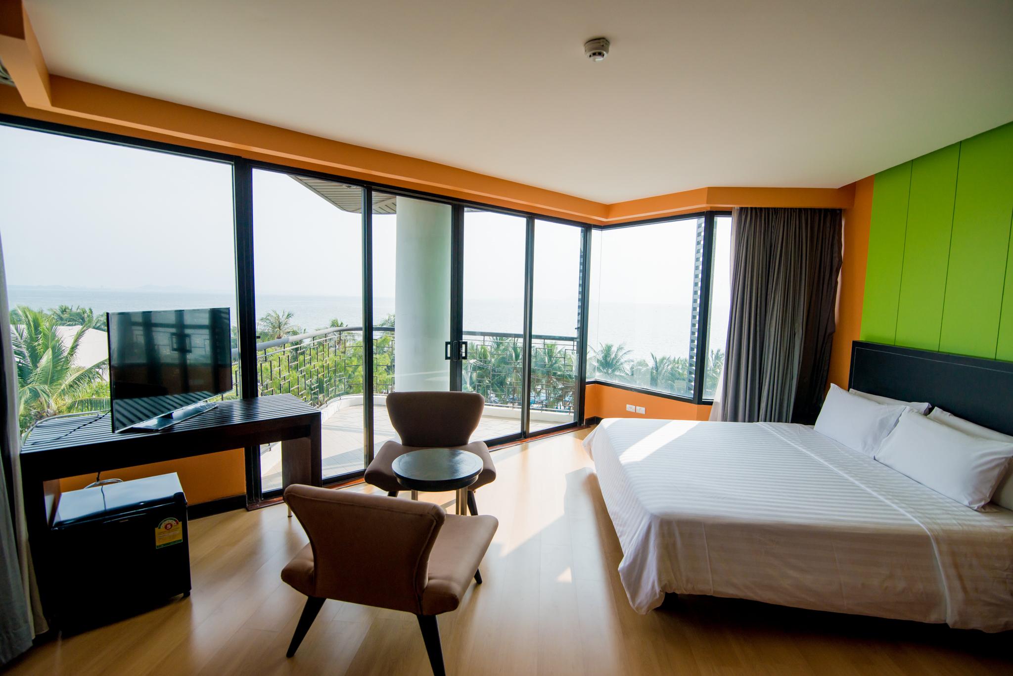 The Sez Hotel Bang Saen Luaran gambar