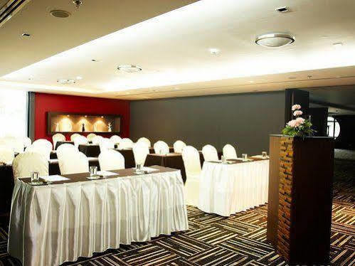 The Sez Hotel Bang Saen Luaran gambar